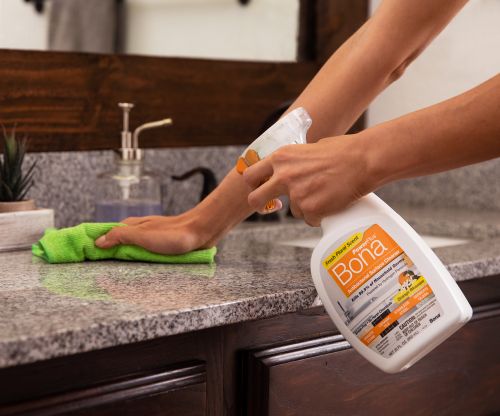 Bona PowerPlus® Antibacterial Surface Cleaner in Orange Blossom Scent