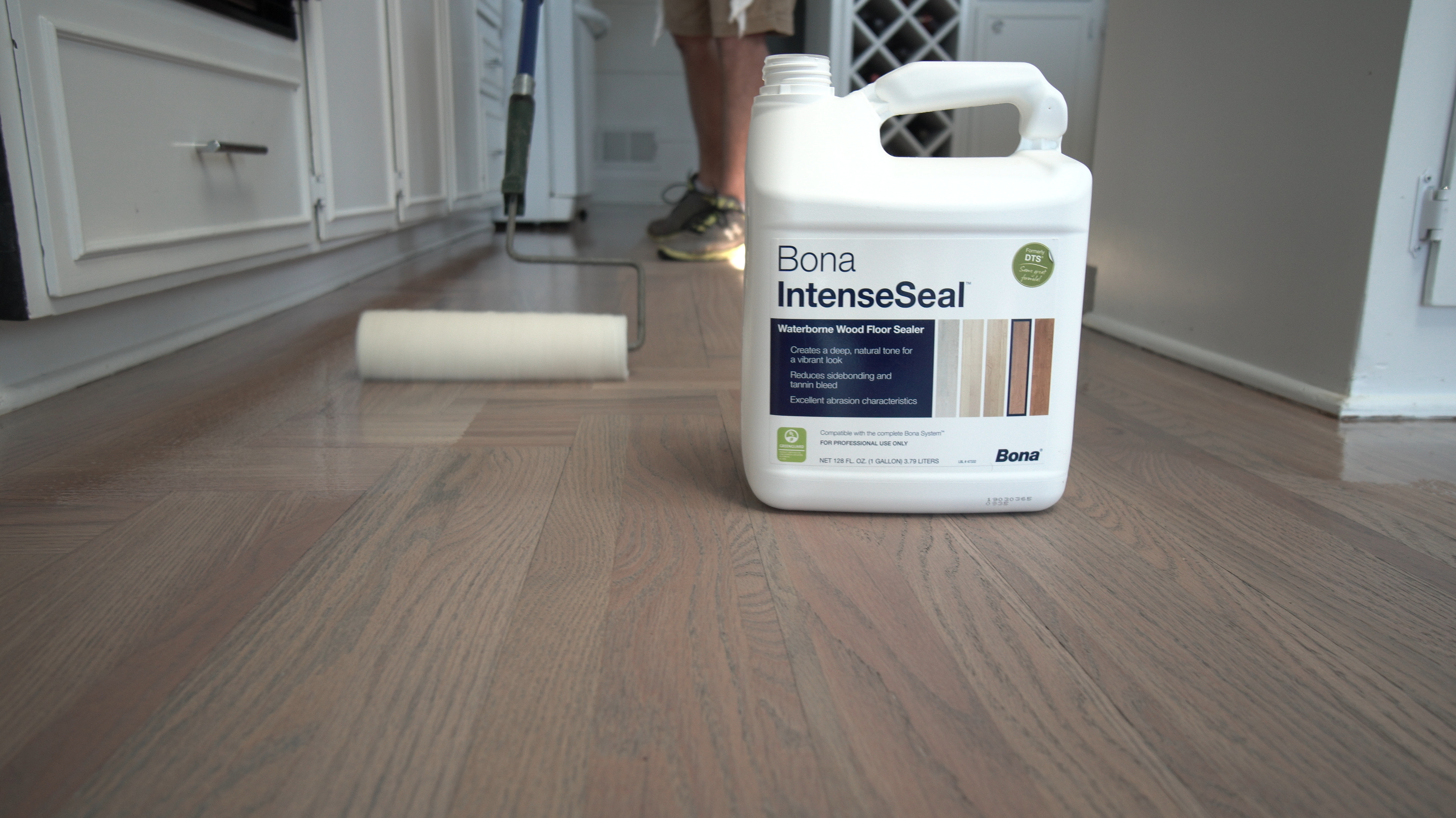 Floor Sealers And Finishes Bona Us, How To Seal Hardwood Floors